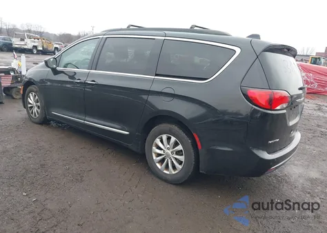 2017 Chrysler Pacifica Touring-L из США, поврежденный, VIN 2C4RC1BG8HR757017